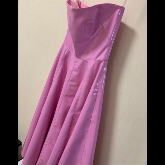 Alex Perry - Picture 8 of 8